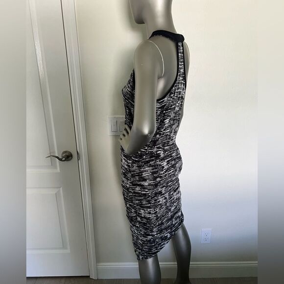 ATHLETA PRINTED TEE RACERBACK DRESS size Small - Picture 3 of 5